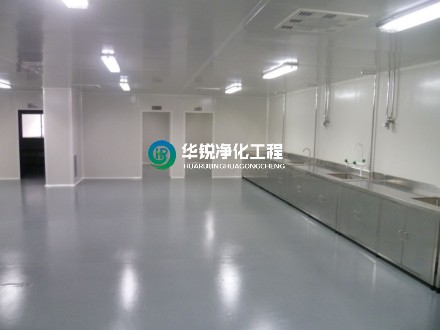 不同行業(yè)十萬(wàn)級(jí)凈化車間的設(shè)計(jì)標(biāo)準(zhǔn)有何差異？